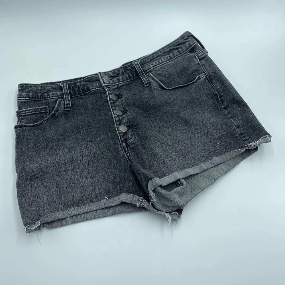 Universal Thread Jean Shorts
